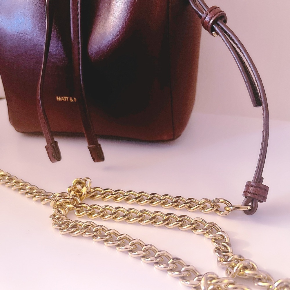 Matt & Nat Burgundy Bucket Bag - Picture 6 of 9